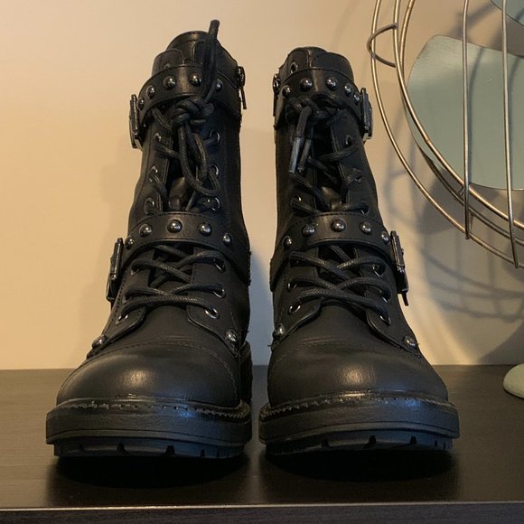 Nearly New (Only Worn Once) G by Guess Edgy-Inspired Granted Lace-Up Combat Boot - Picture 4 of 16